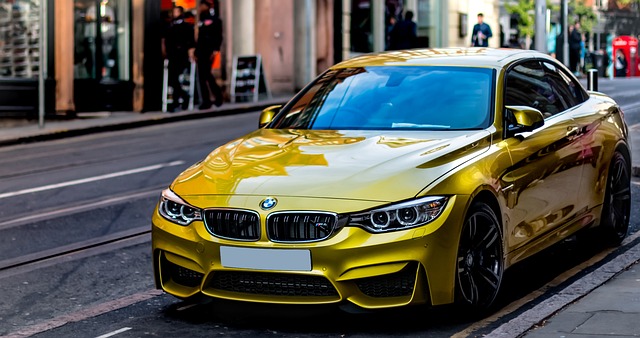 BMW  M4